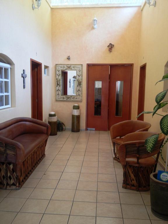 Residencia Los Angeles Acomodação com café da manhã Guadalajara Exterior foto